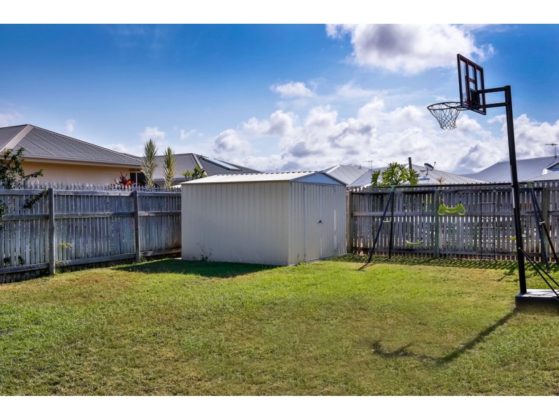 25 Eungella Court, Bushland Beach QLD 4818