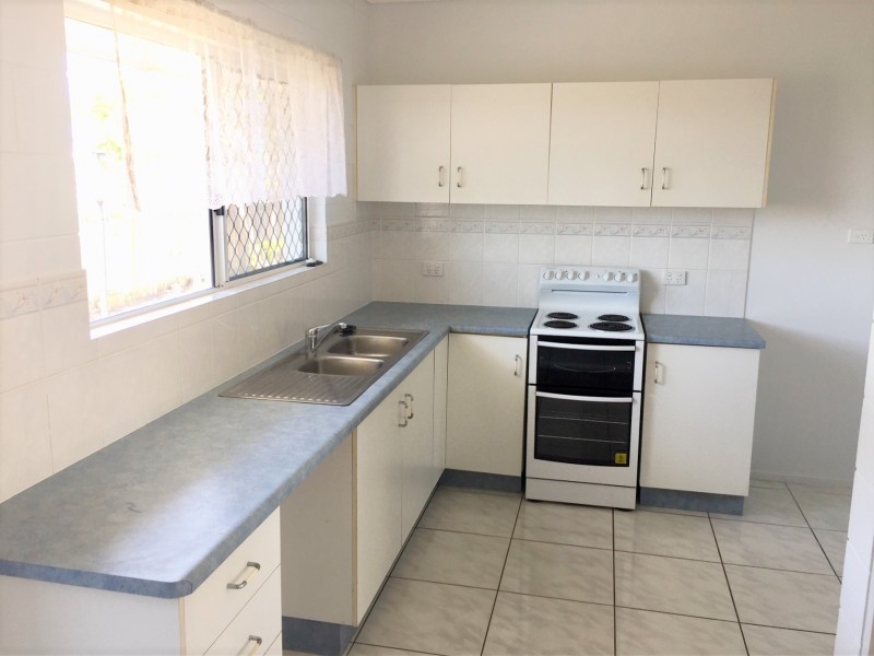 2/23 Dalkeith Crescent, Mount Louisa QLD 4814