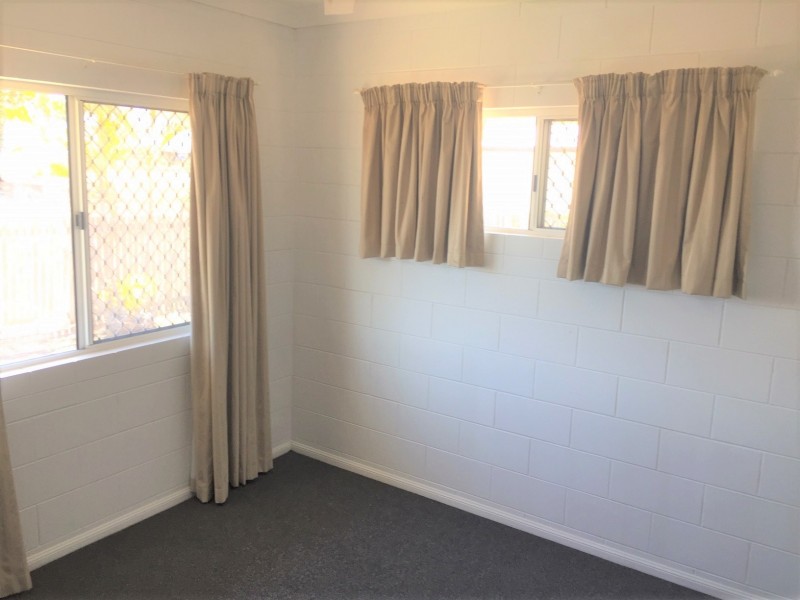 2/23 Dalkeith Crescent, Mount Louisa QLD 4814