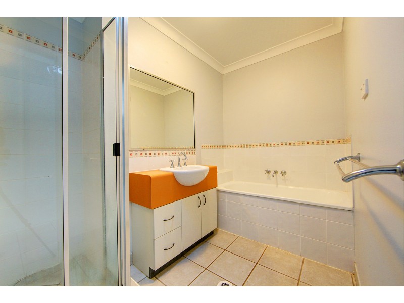 8 Tryon Court, Kirwan QLD 4817