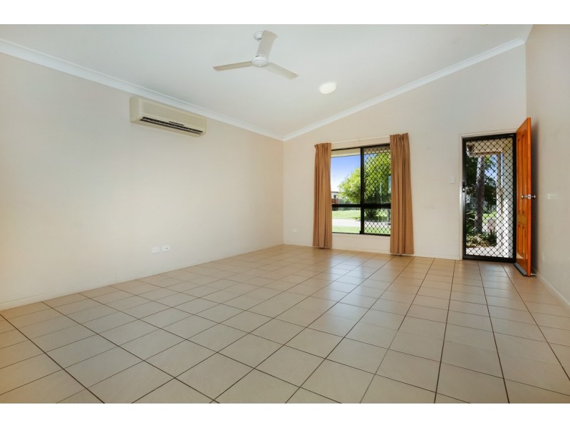 12 Ripon Court, Mount Low QLD 4818