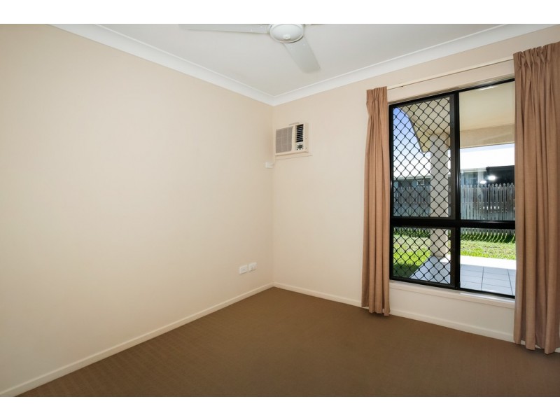 12 Ripon Court, Mount Low QLD 4818