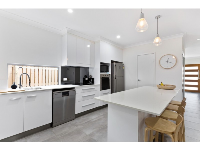 15 Intelligence Street, Oonoonba QLD 4811