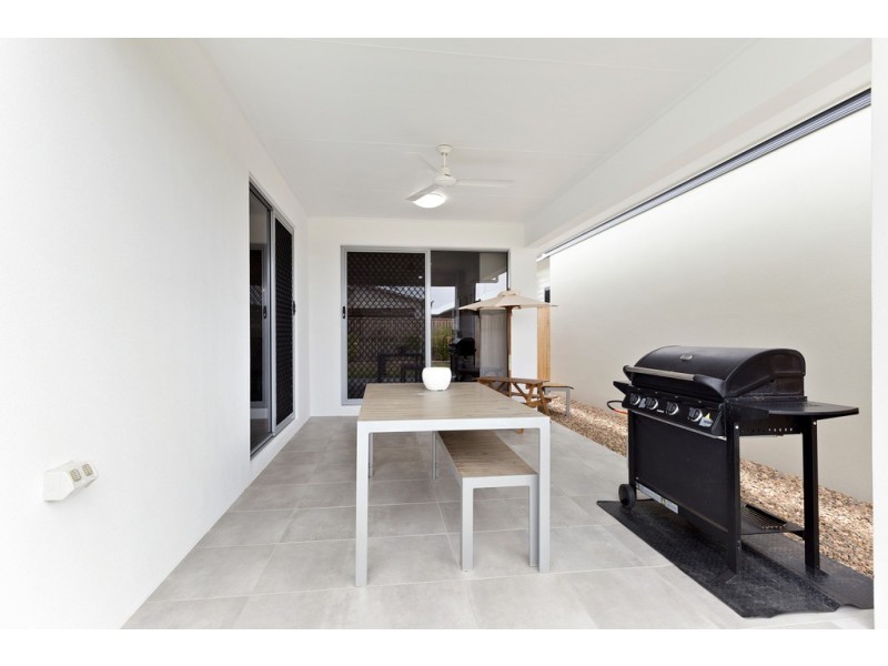 15 Intelligence Street, Oonoonba QLD 4811