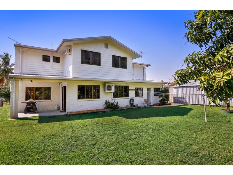 62 Coates Street, Mount Louisa QLD 4814