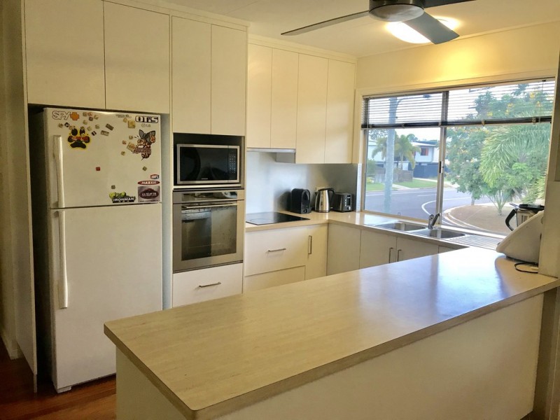 27 Poplar Street, Kirwan QLD 4817
