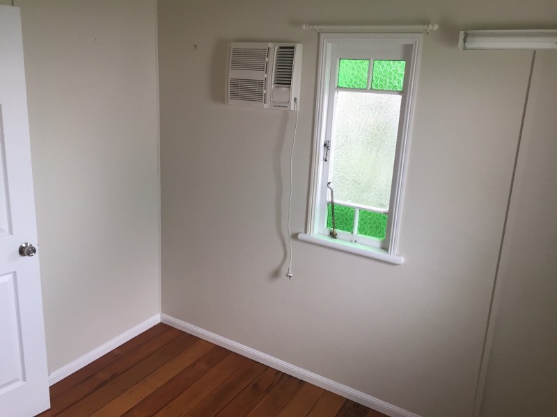 32 Bayswater Terrace, Hyde Park QLD 4812