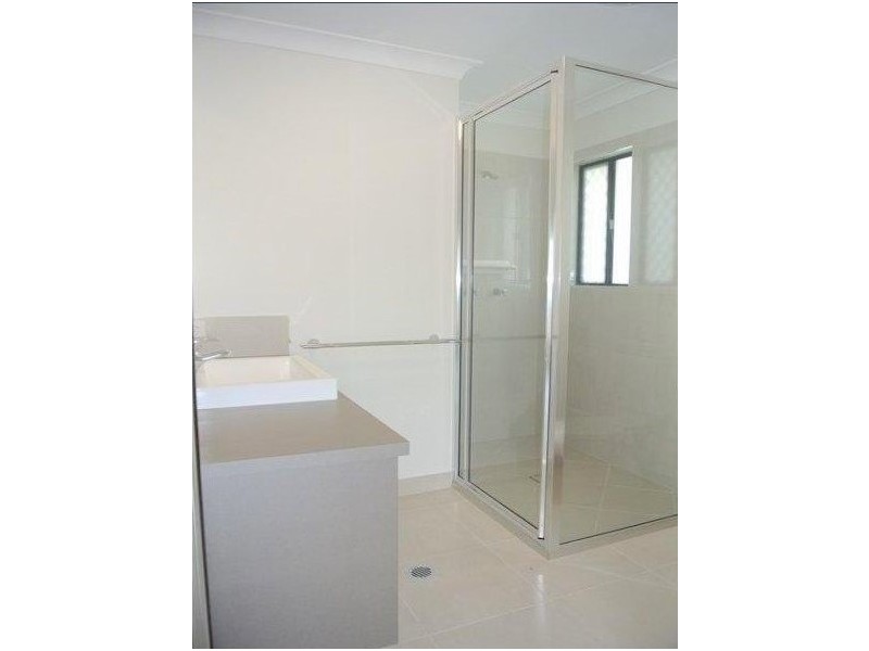 4 Kahana Avenue, Burdell QLD 4818