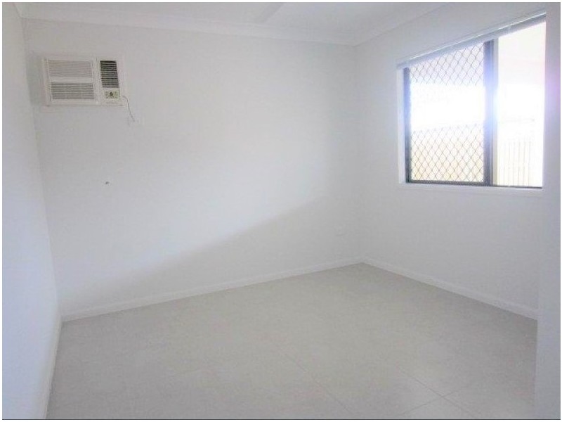 4 Kahana Avenue, Burdell QLD 4818