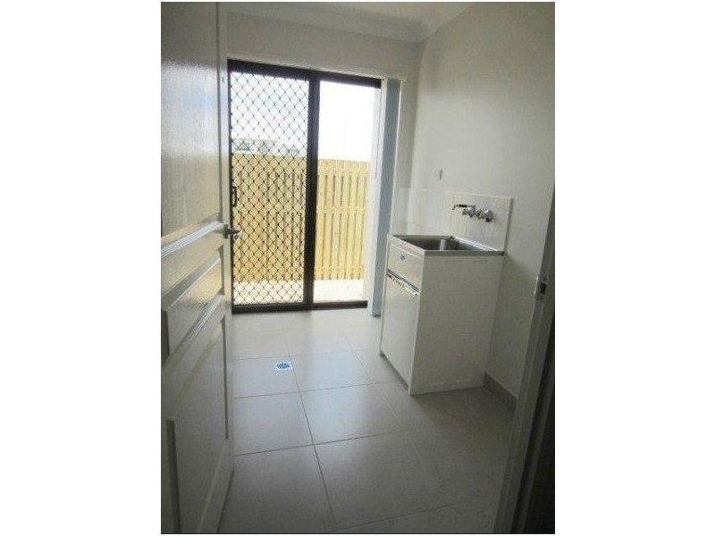 4 Kahana Avenue, Burdell QLD 4818