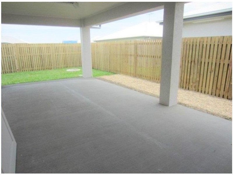 4 Kahana Avenue, Burdell QLD 4818