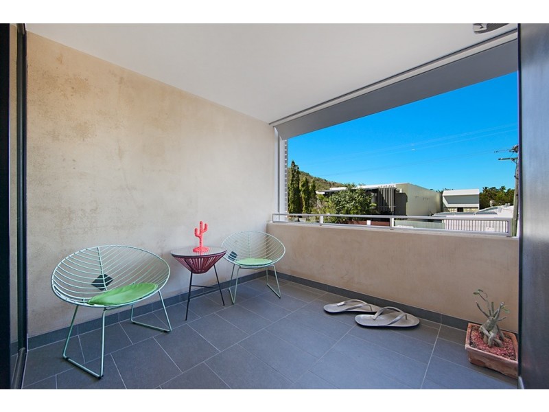 1/1D Plant Street, West End QLD 4810