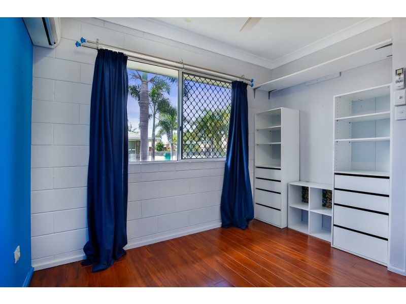 8 Gower Street, Kelso QLD 4815