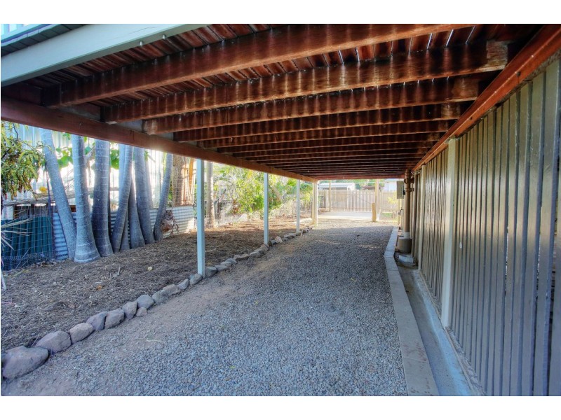 52 Munroe Street, Wulguru QLD 4811