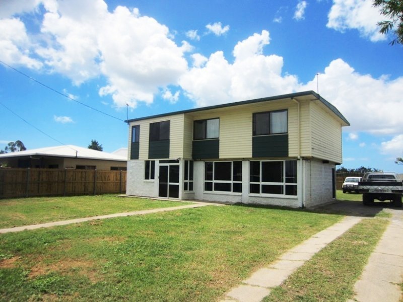 12 Palm Drive, Deeragun QLD 4818