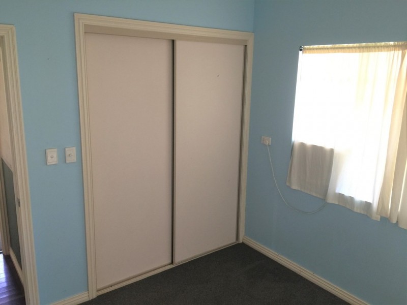 1 Raven Court, Kelso QLD 4815