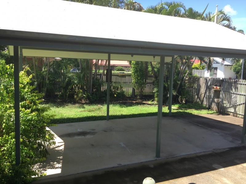 1 Raven Court, Kelso QLD 4815