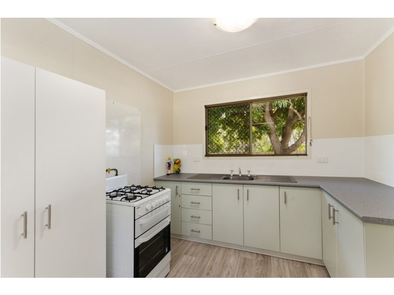 9 Hudson Street, Kirwan QLD 4817