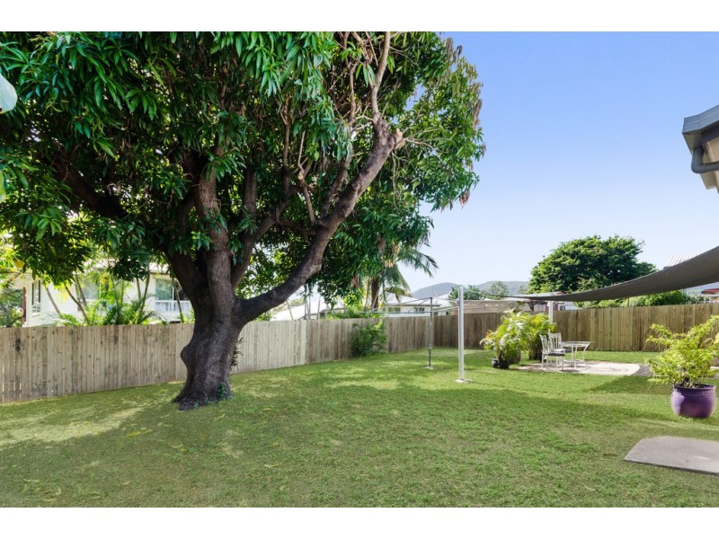 9 Hudson Street, Kirwan QLD 4817