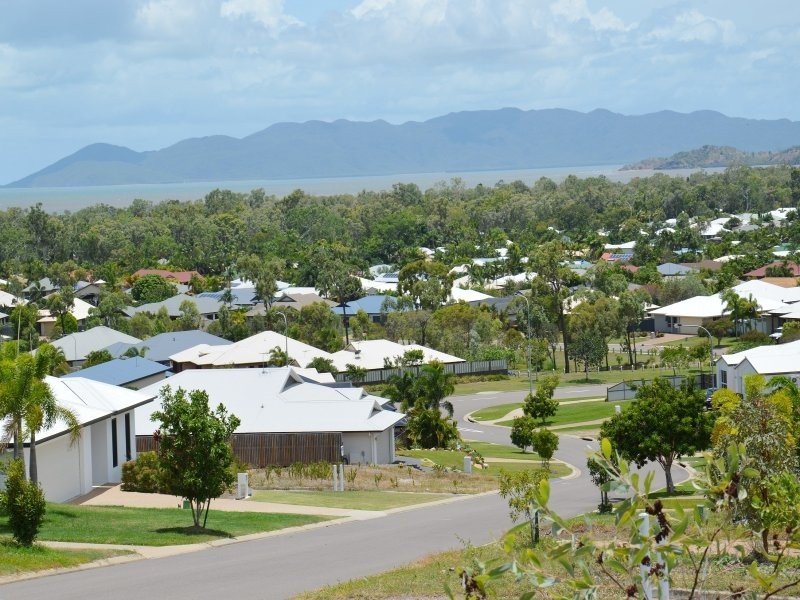 17 Britomart Street, Bushland Beach QLD 4818