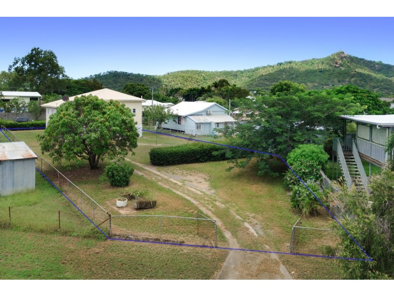 30 Montgomery Street, West End QLD 4810