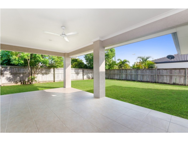 2 Chloe Court, Mount Louisa QLD 4814