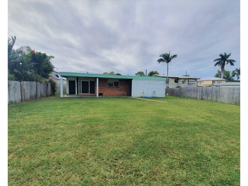 8 Tyrrell Street, Gulliver QLD 4812