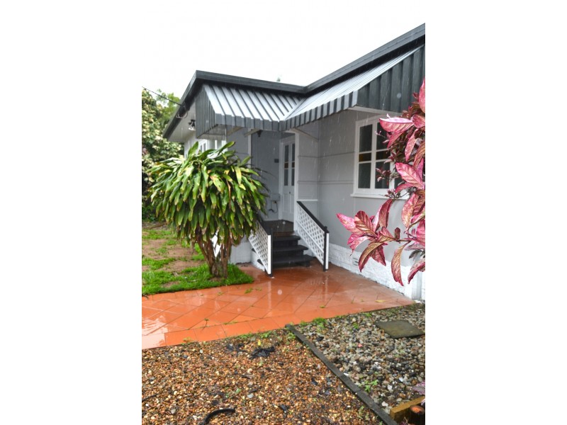 16 Welsh Street, Rosslea QLD 4812