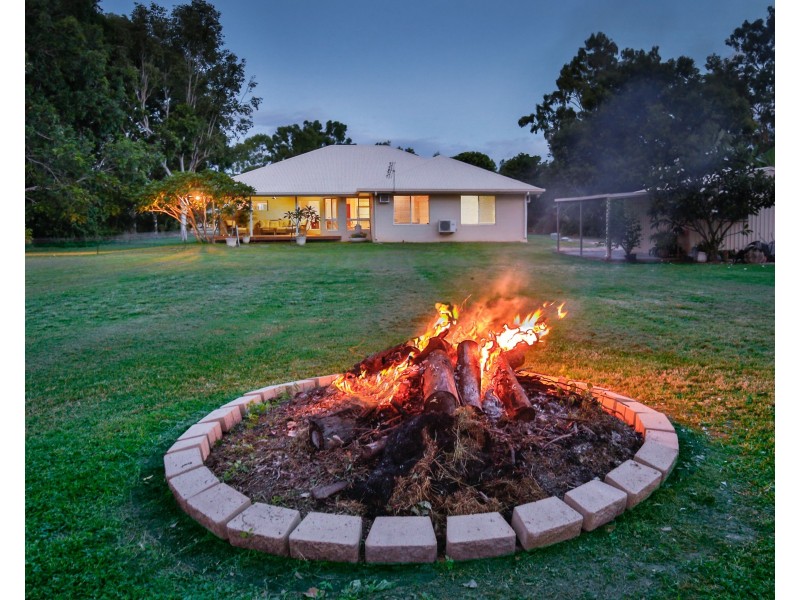 202 Kelso Drive, Kelso QLD 4815