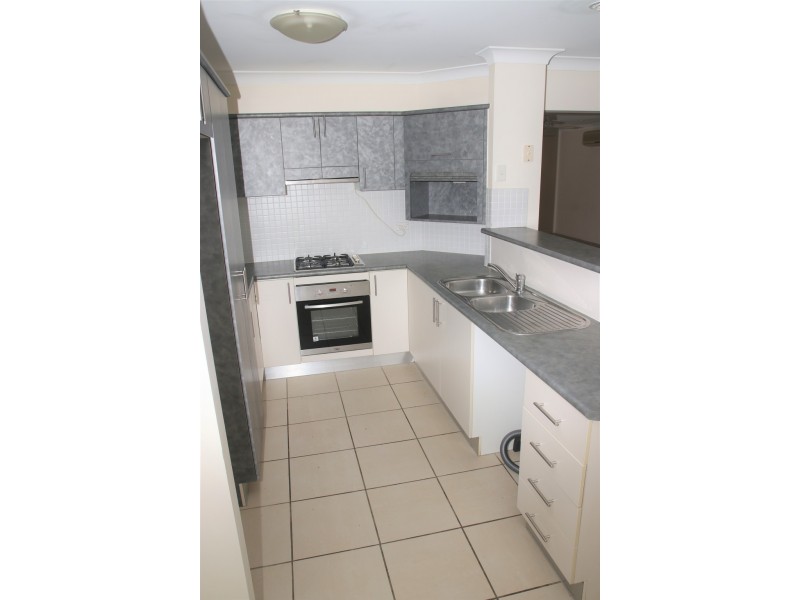 16 Riverbend Drive, Douglas QLD 4814