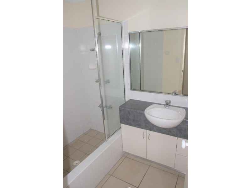 16 Riverbend Drive, Douglas QLD 4814