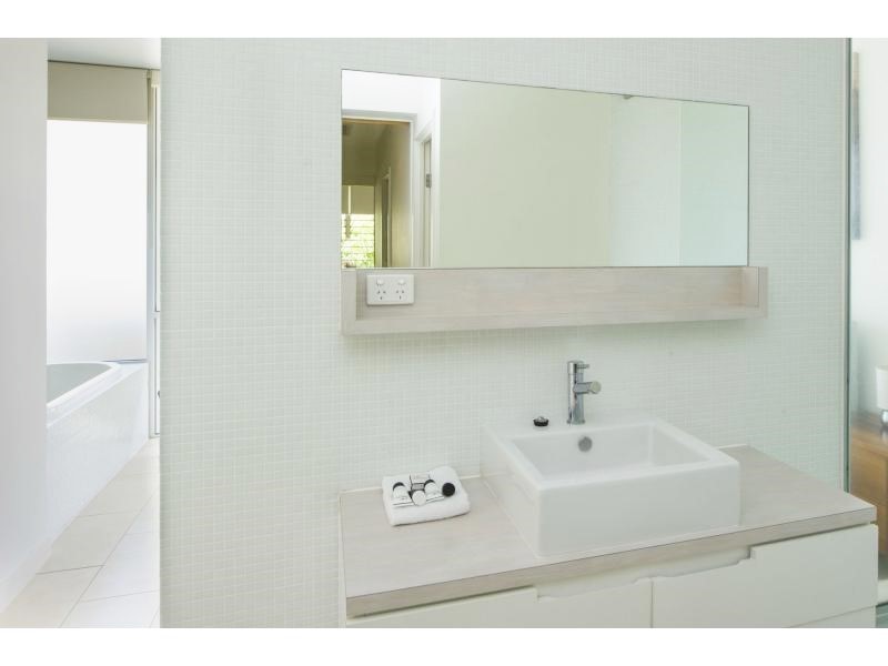 1307/146 Sooning Street, Nelly Bay QLD 4819