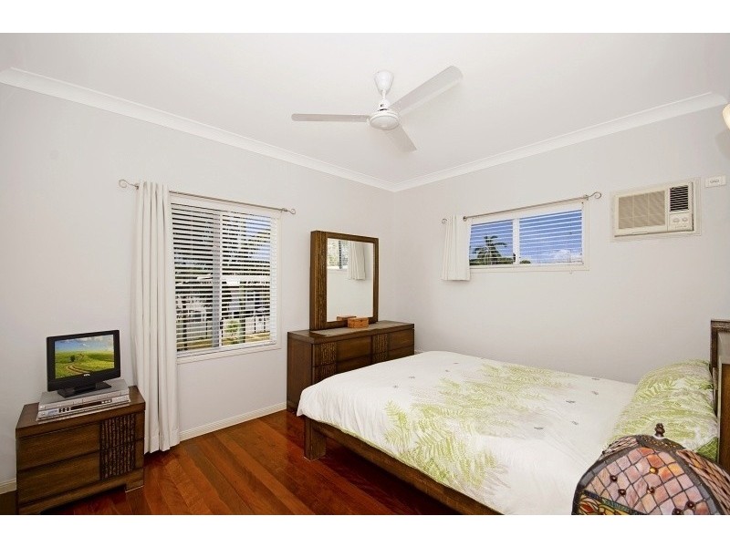 1/48 Roberts Street, Hermit Park QLD 4812