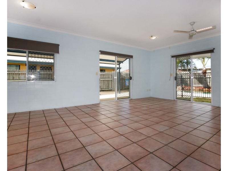 23 College Lane, Douglas QLD 4814