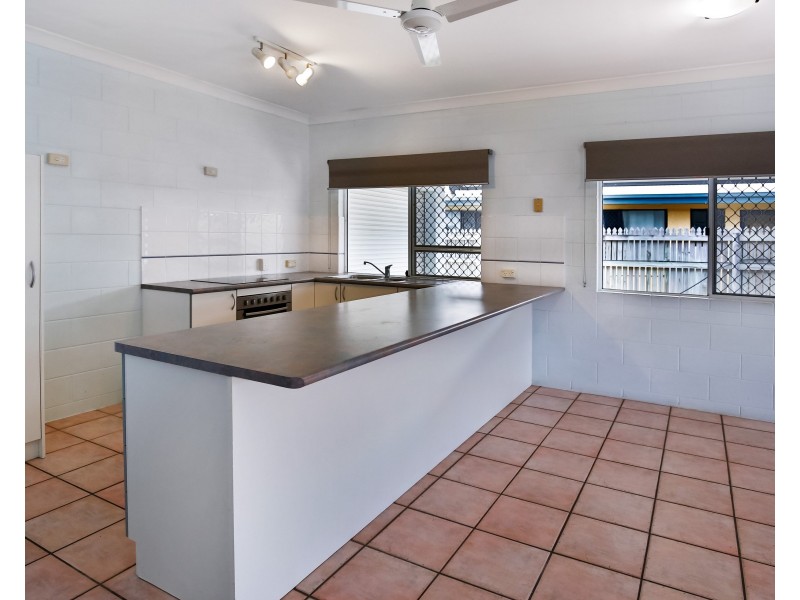 23 College Lane, Douglas QLD 4814