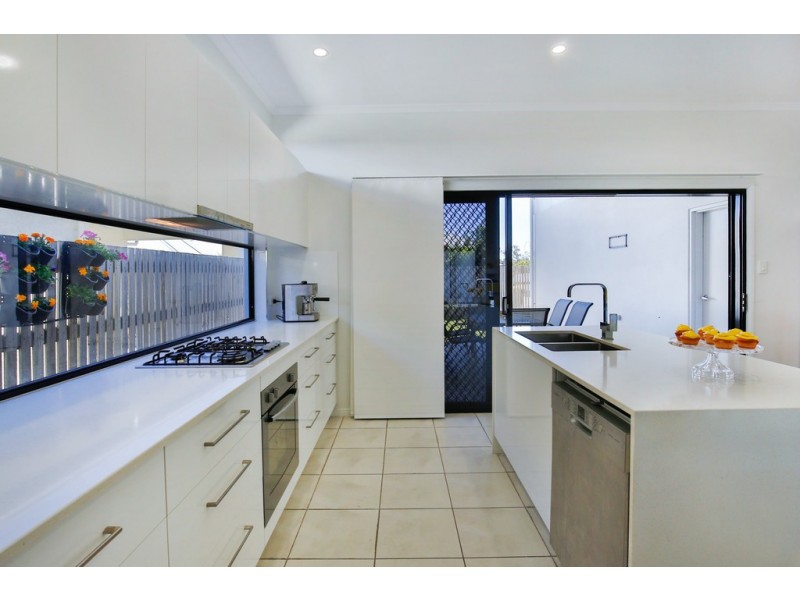 4 Langdale Street, Shaw QLD 4818