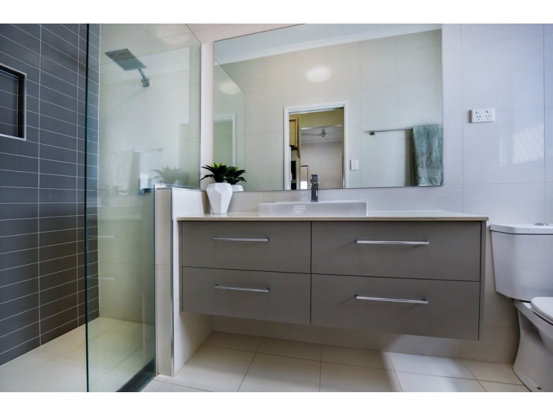 4 Langdale Street, Shaw QLD 4818