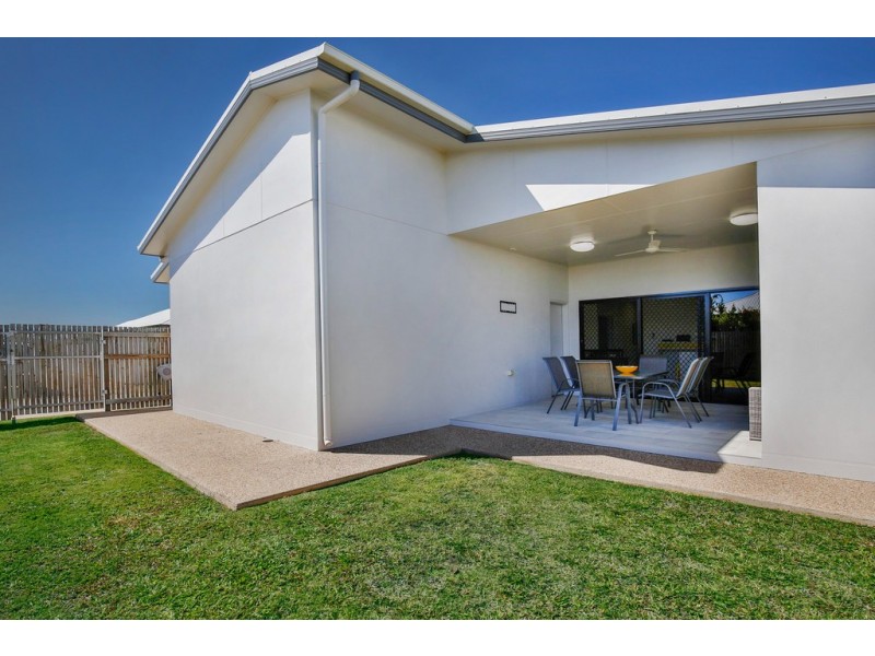 4 Langdale Street, Shaw QLD 4818