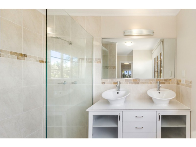 2 Spring Street, Hermit Park QLD 4812