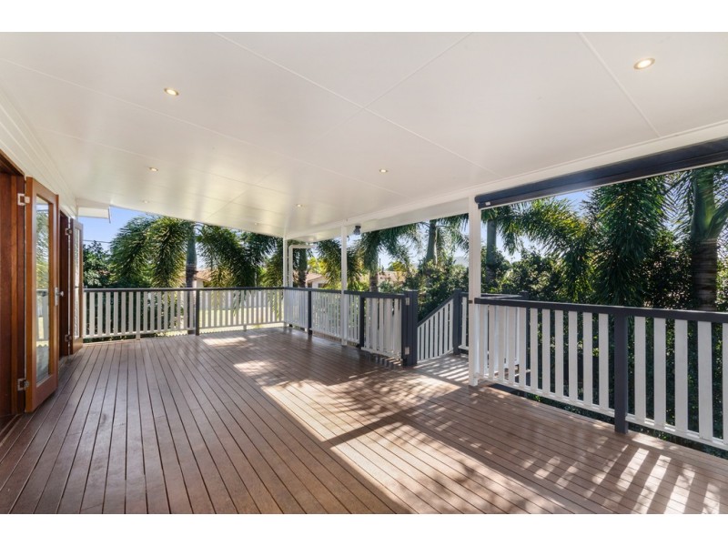 2 Spring Street, Hermit Park QLD 4812