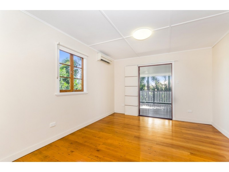 2 Spring Street, Hermit Park QLD 4812