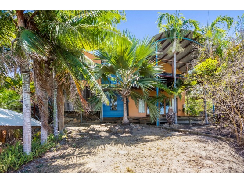 4 Nayla Court, Mount Louisa QLD 4814