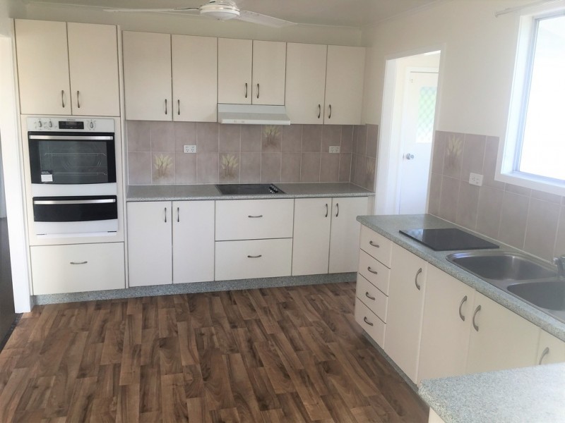 21 Thuringowa Drive, Kirwan QLD 4817