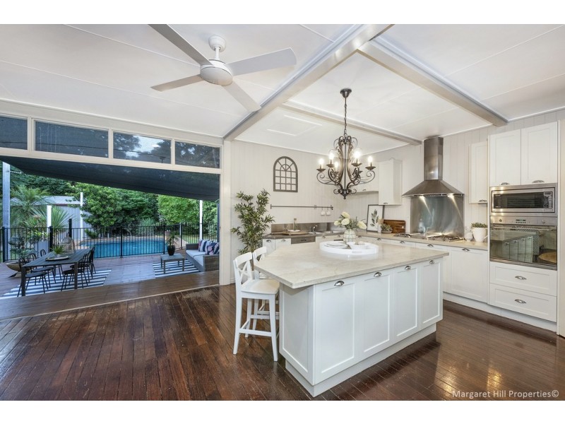 4 Hammond Street, Mysterton QLD 4812