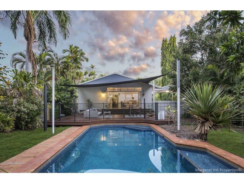 4 Hammond Street, Mysterton QLD 4812