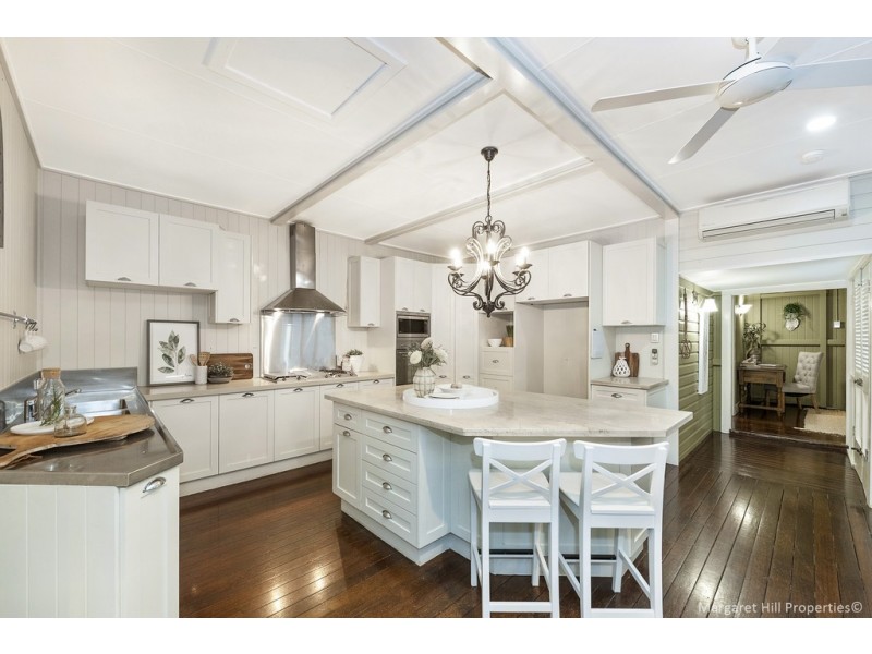 4 Hammond Street, Mysterton QLD 4812