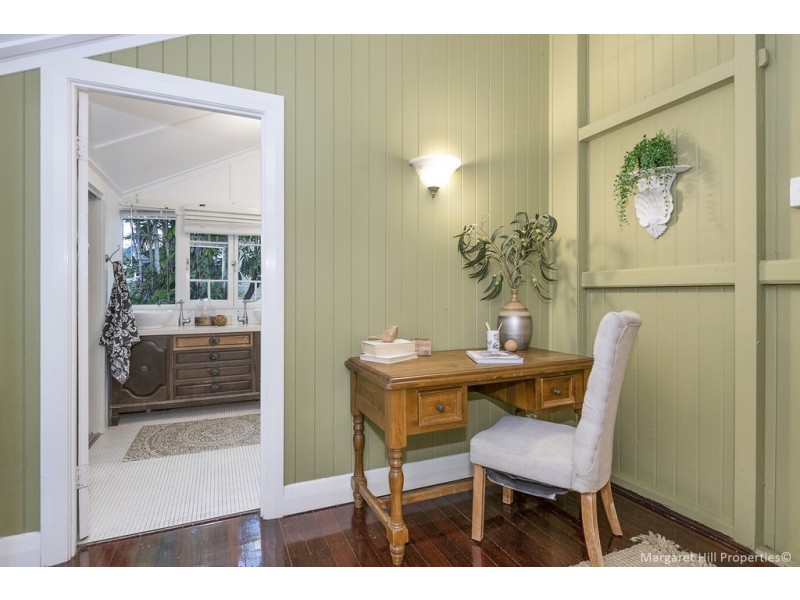 4 Hammond Street, Mysterton QLD 4812