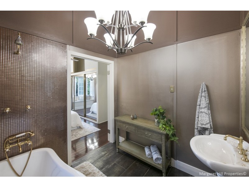 4 Hammond Street, Mysterton QLD 4812