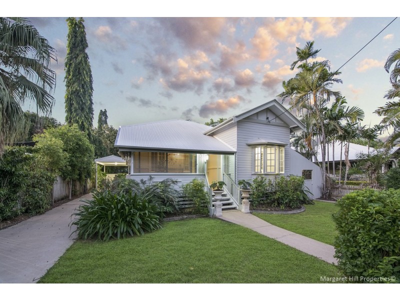 4 Hammond Street, Mysterton QLD 4812