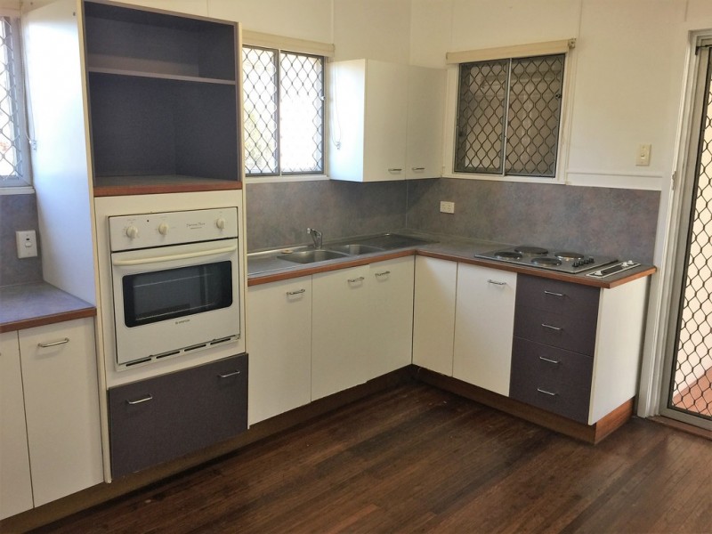 28 Brampton Avenue, Cranbrook QLD 4814